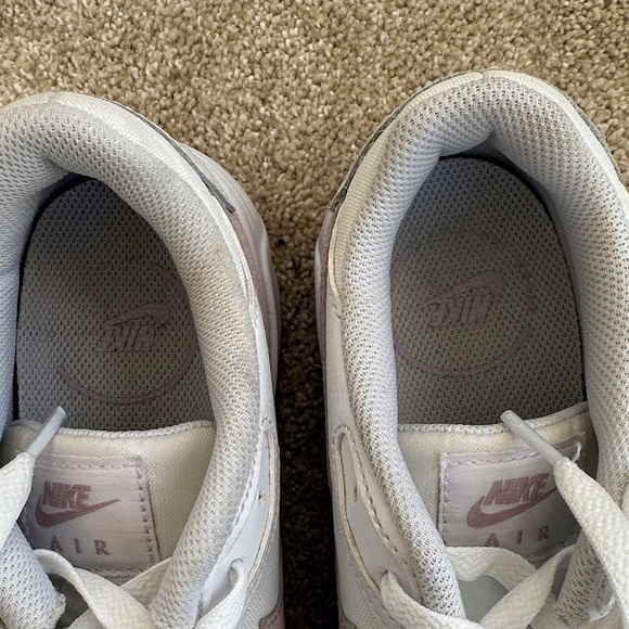 Nike Air Max SC Women's White and Light Purple Sneakers - Picture 9 of 10